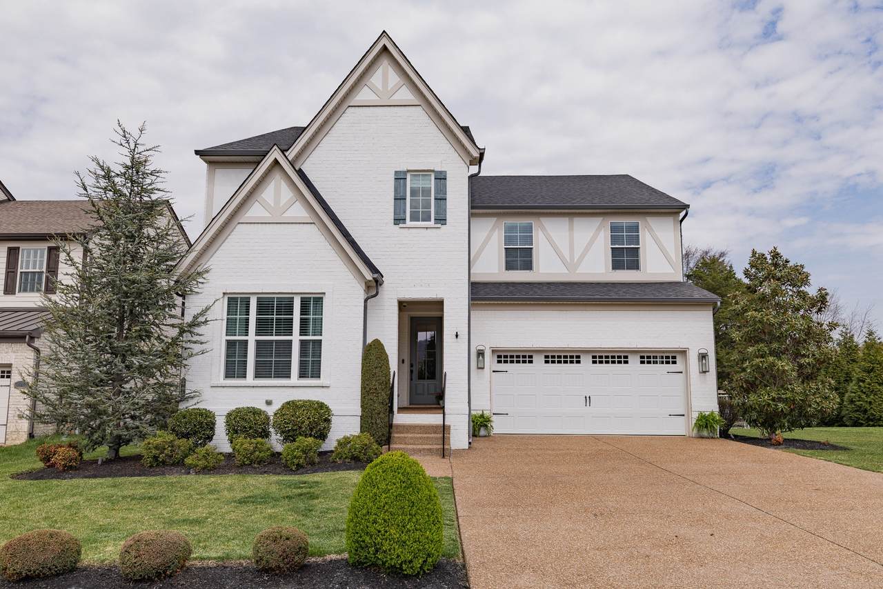 405 Edenfield Pass - Photo 1