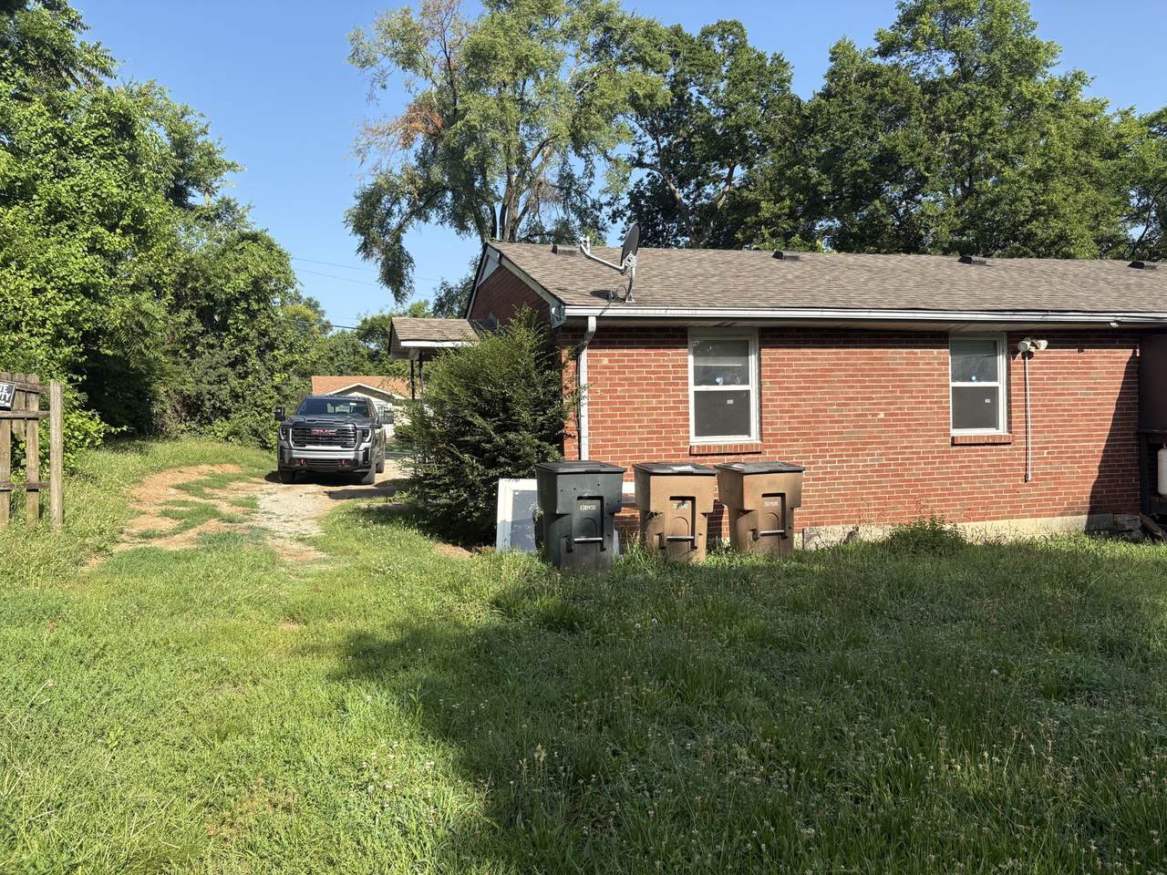 https://bt-photos.global.ssl.fastly.net/nashville/1280_boomver_1_RTC3223559-1.jpg