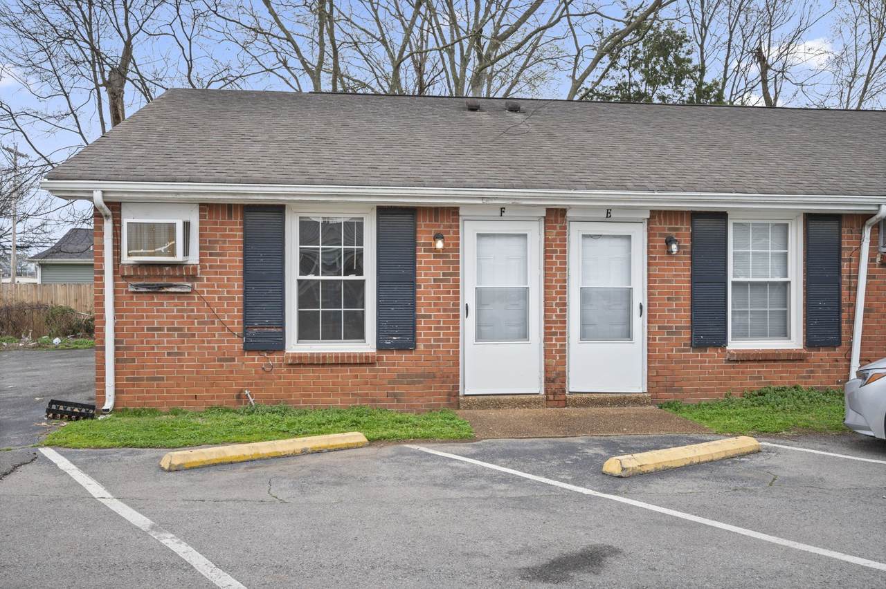 703 Power St - Photo 1