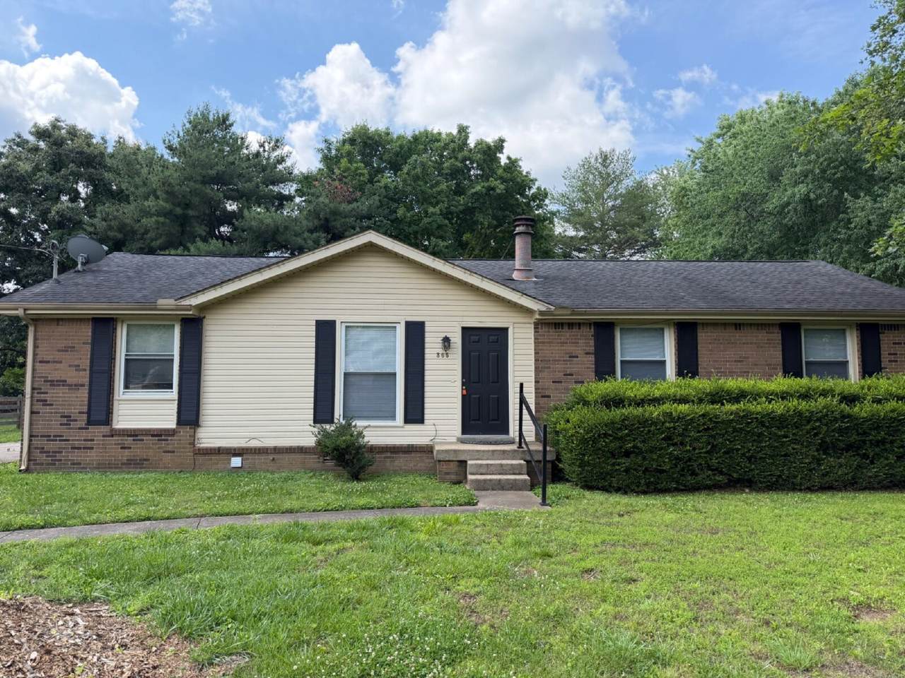 365 Welchwood Dr - Photo 1