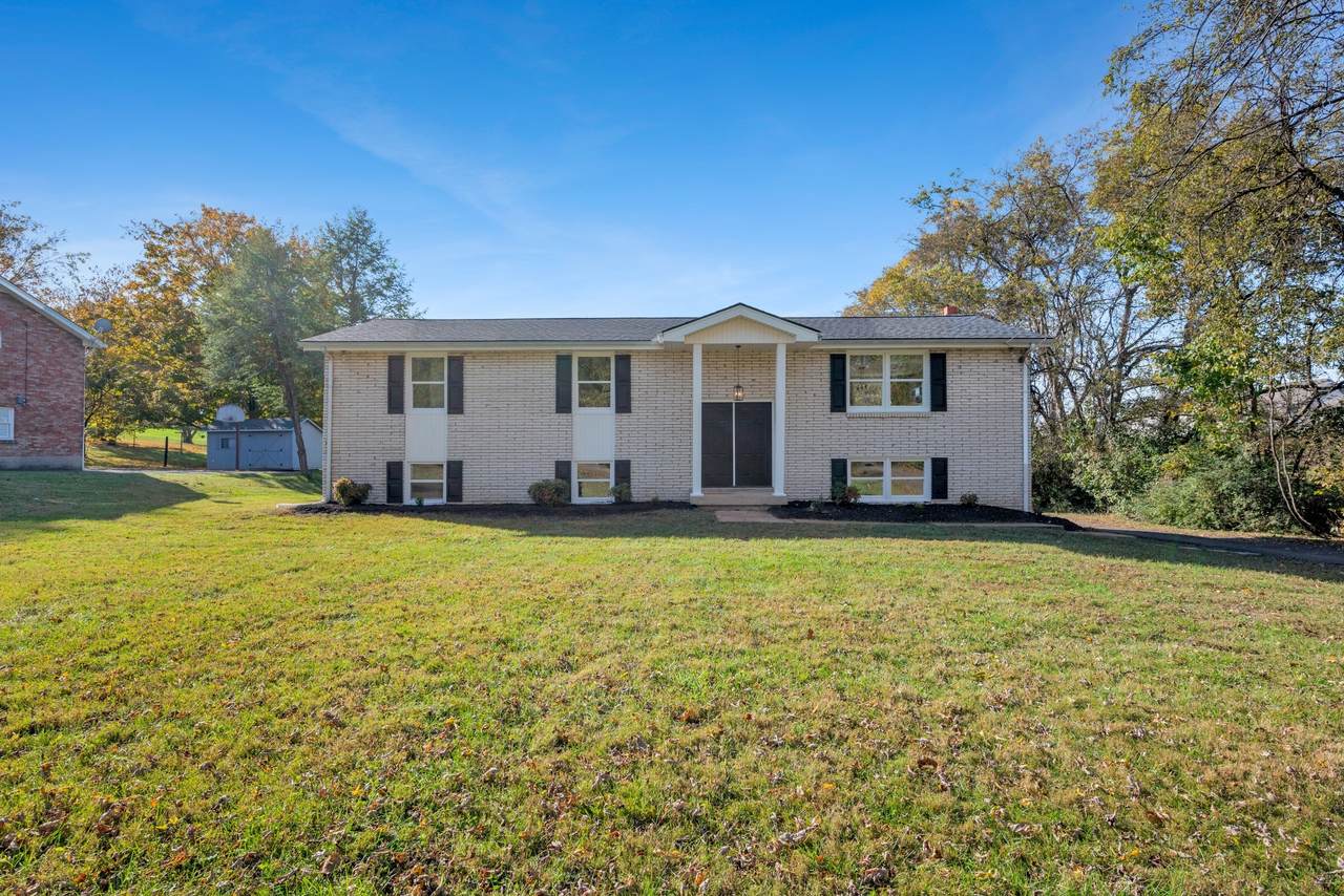 4112 Marydale Dr - Photo 1