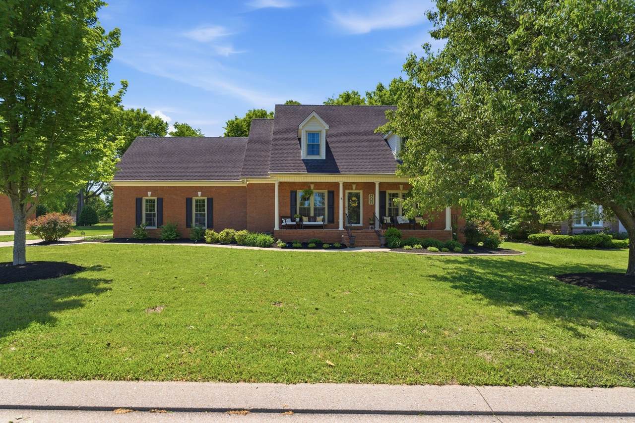 808 Peconic Pl - Photo 1
