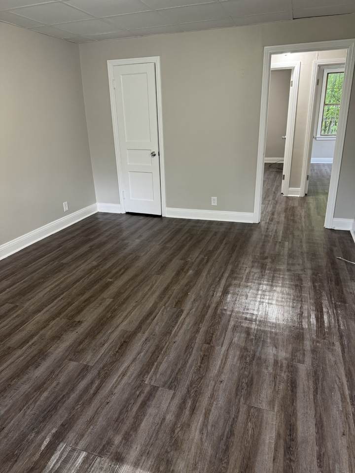 272 Brown Pl - Photo 1