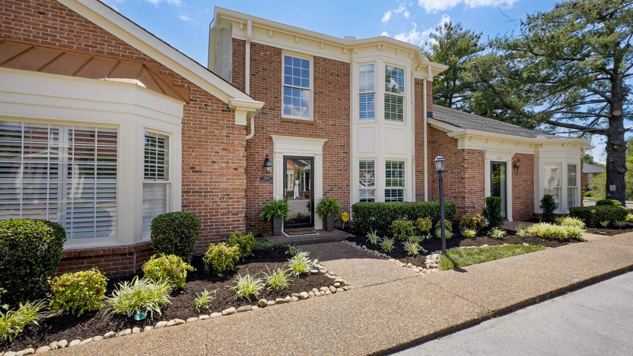 1504 Monticello Ct - Photo 1