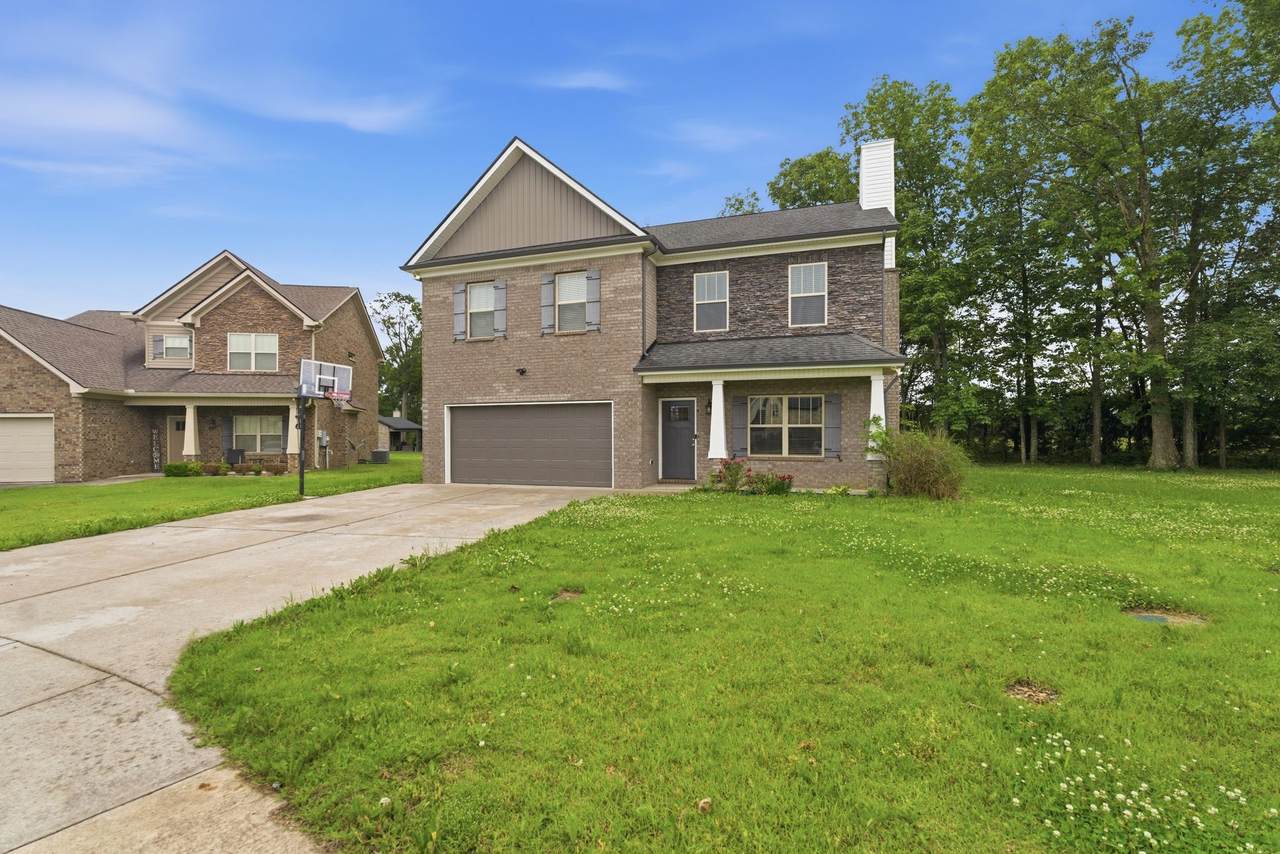 625 Eagleview Dr - Photo 1