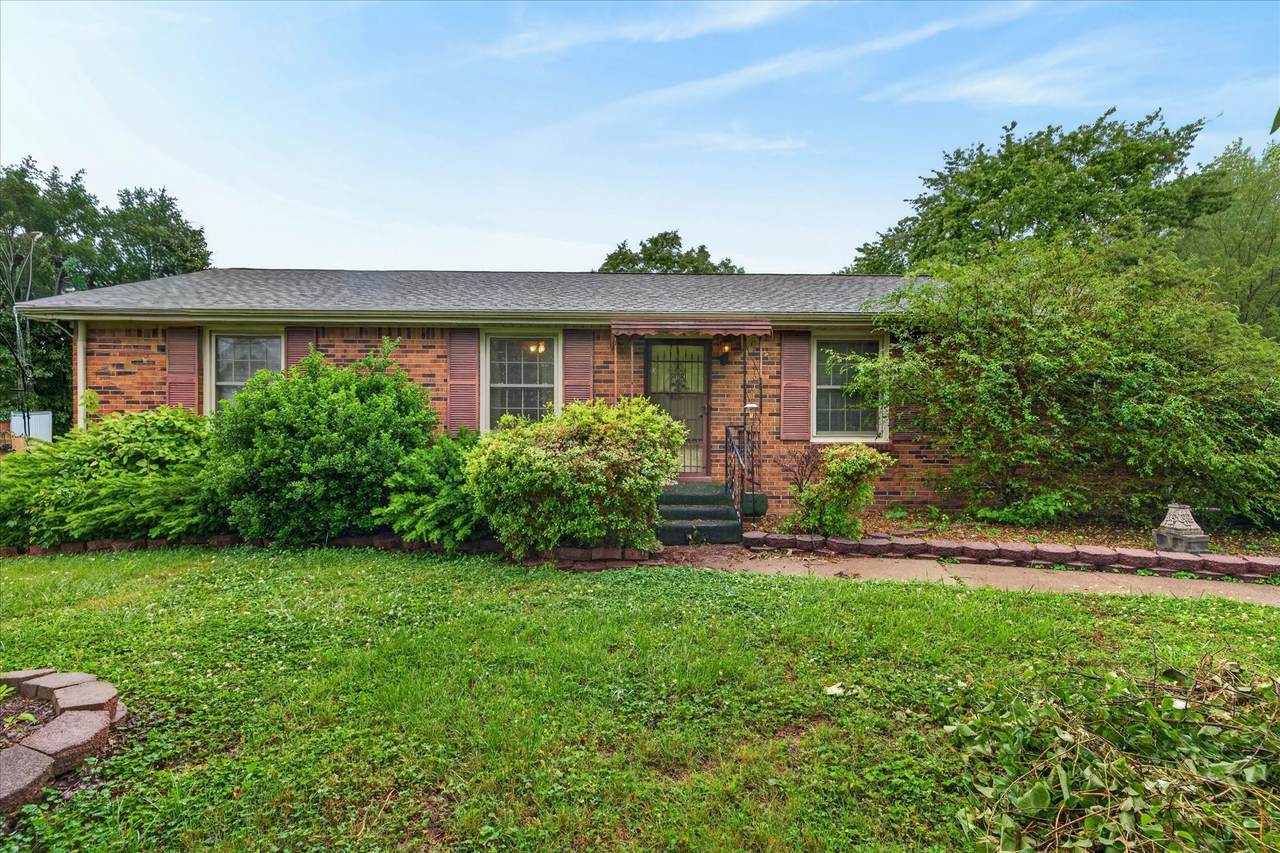 1886 Old Trenton Rd - Photo 1