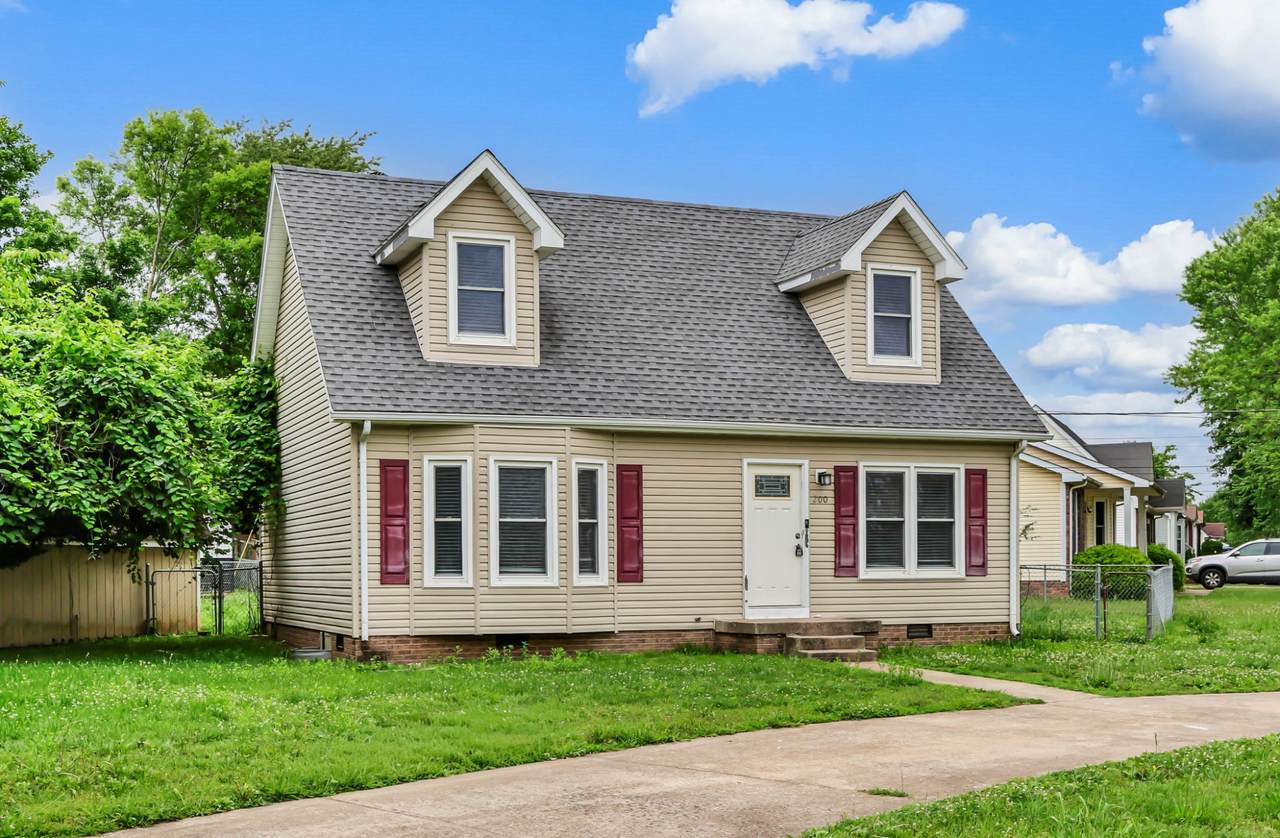 200 Jim Thorpe Dr - Photo 1
