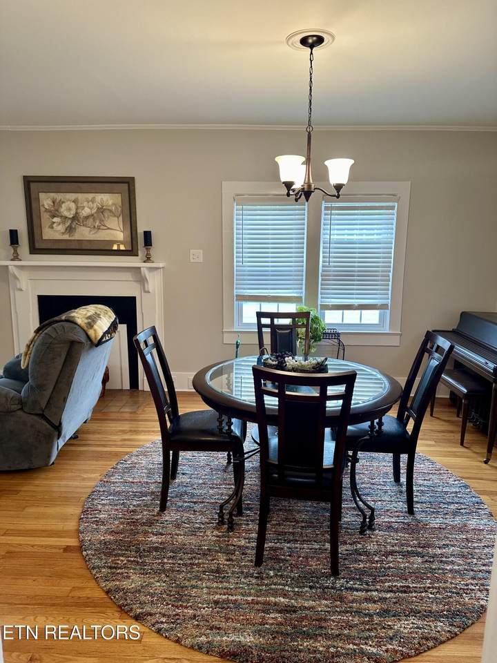 https://bt-photos.global.ssl.fastly.net/nashville/1280_boomver_1_RTC3224212-1.jpg