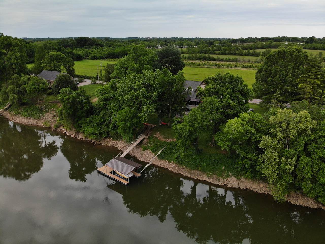 2401 Pennington Bend Rd - Photo 1