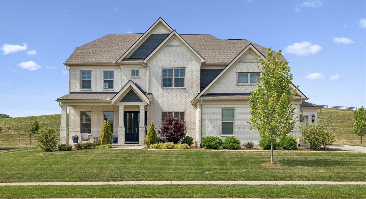 3201 Chase Point Dr - Photo 1