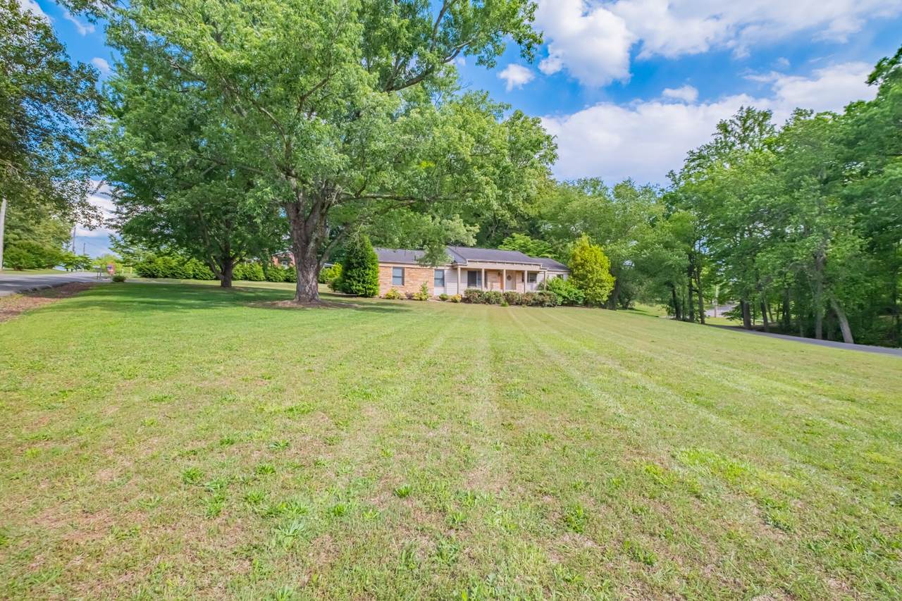 https://bt-photos.global.ssl.fastly.net/nashville/1280_boomver_1_RTC3224278-1.jpg