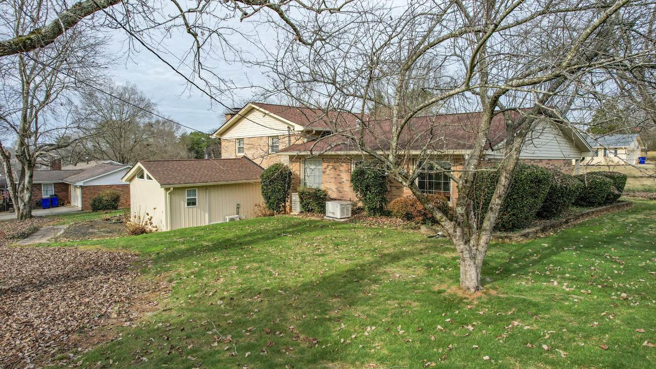 https://bt-photos.global.ssl.fastly.net/nashville/1280_boomver_1_RTC3224540-1.jpg