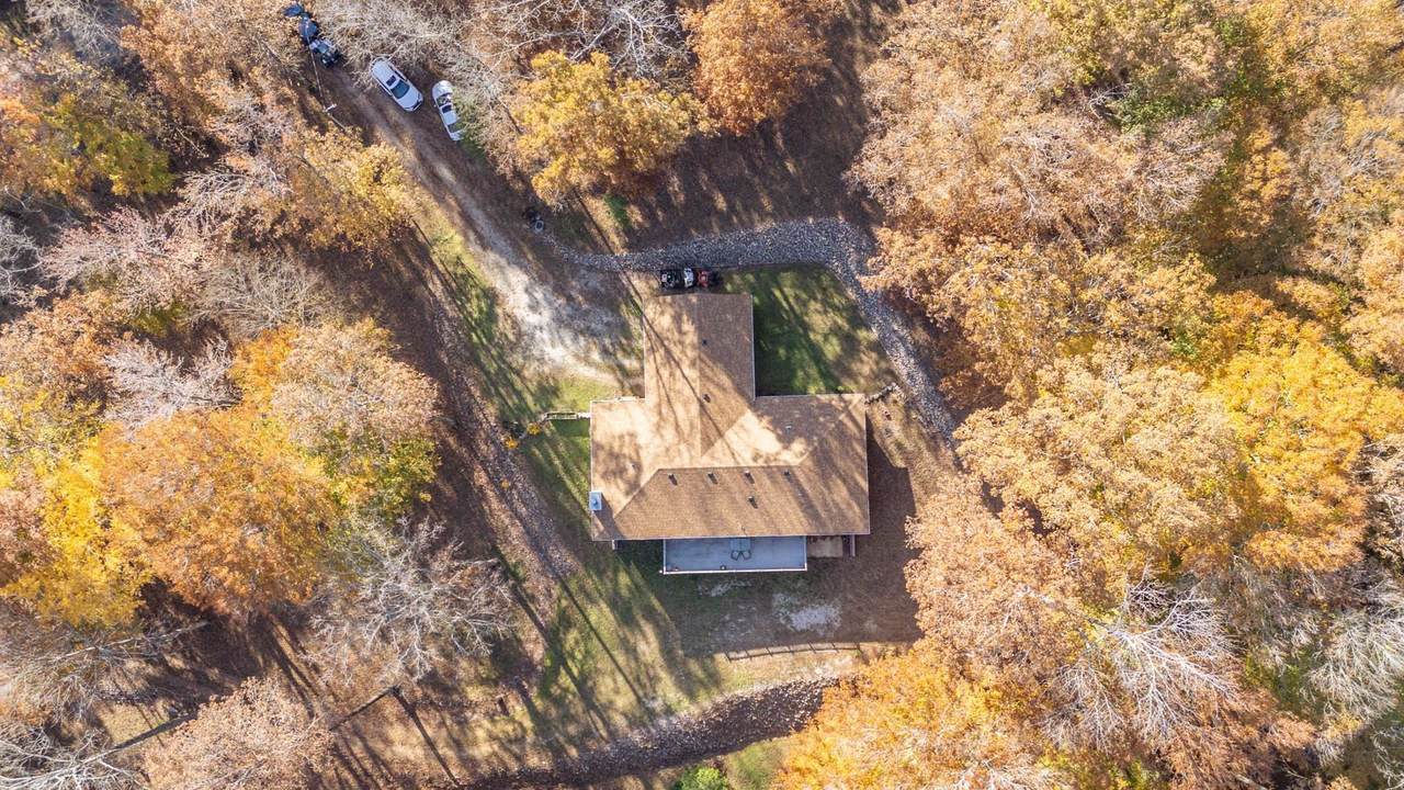 2411 Keazey Hollow Rd - Photo 1