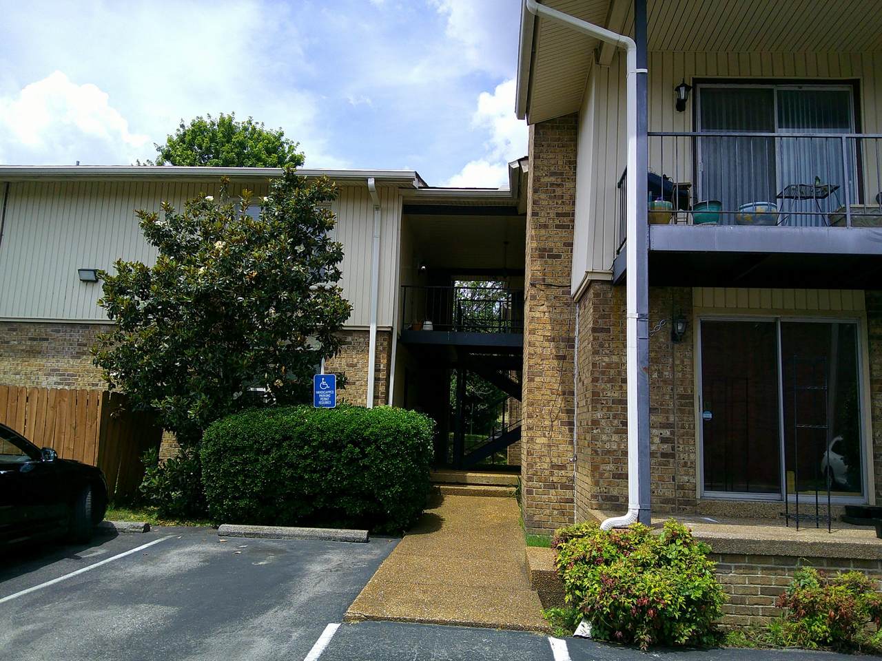 2116 Hobbs Rd - Photo 1