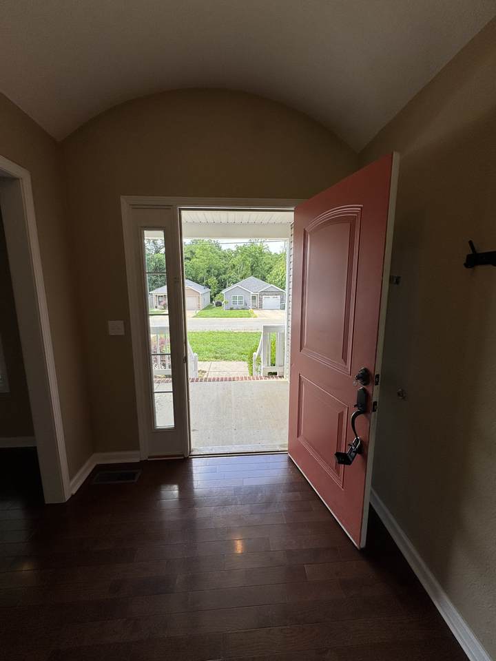 https://bt-photos.global.ssl.fastly.net/nashville/1280_boomver_1_RTC3224910-1.jpg