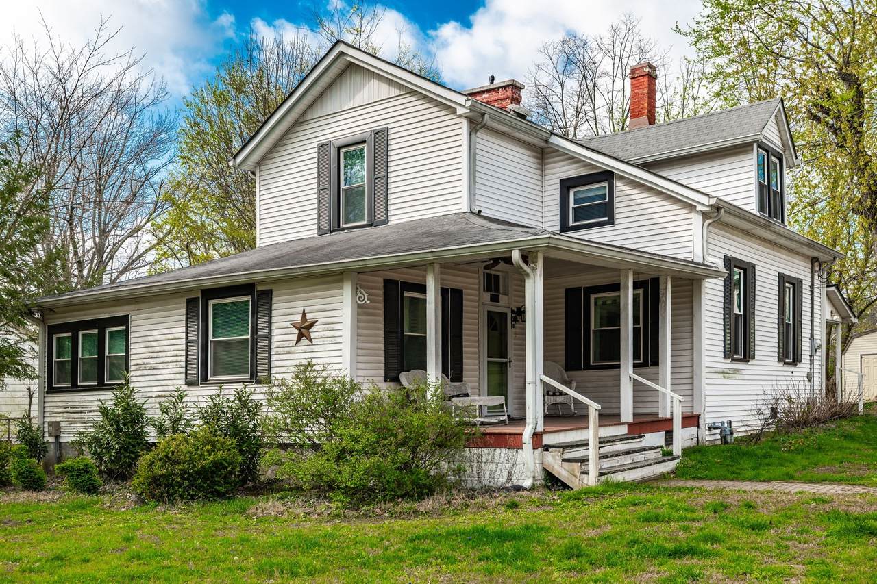 2366 Highland Ave - Photo 1