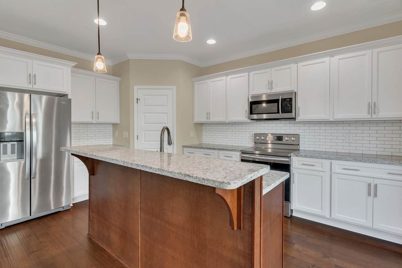 3319 Old Hickory Blvd - Photo 1