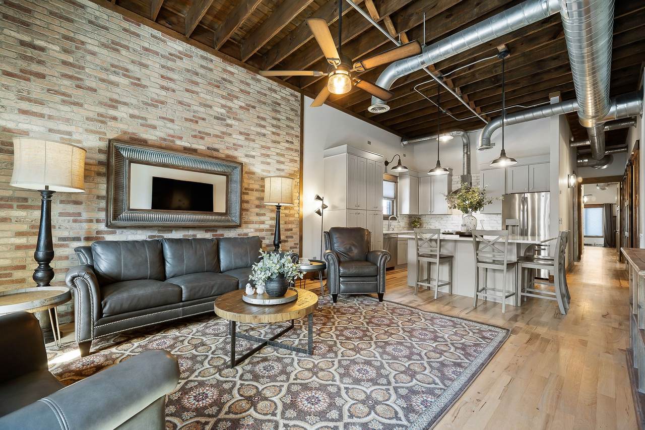 209 E Main St - Photo 1