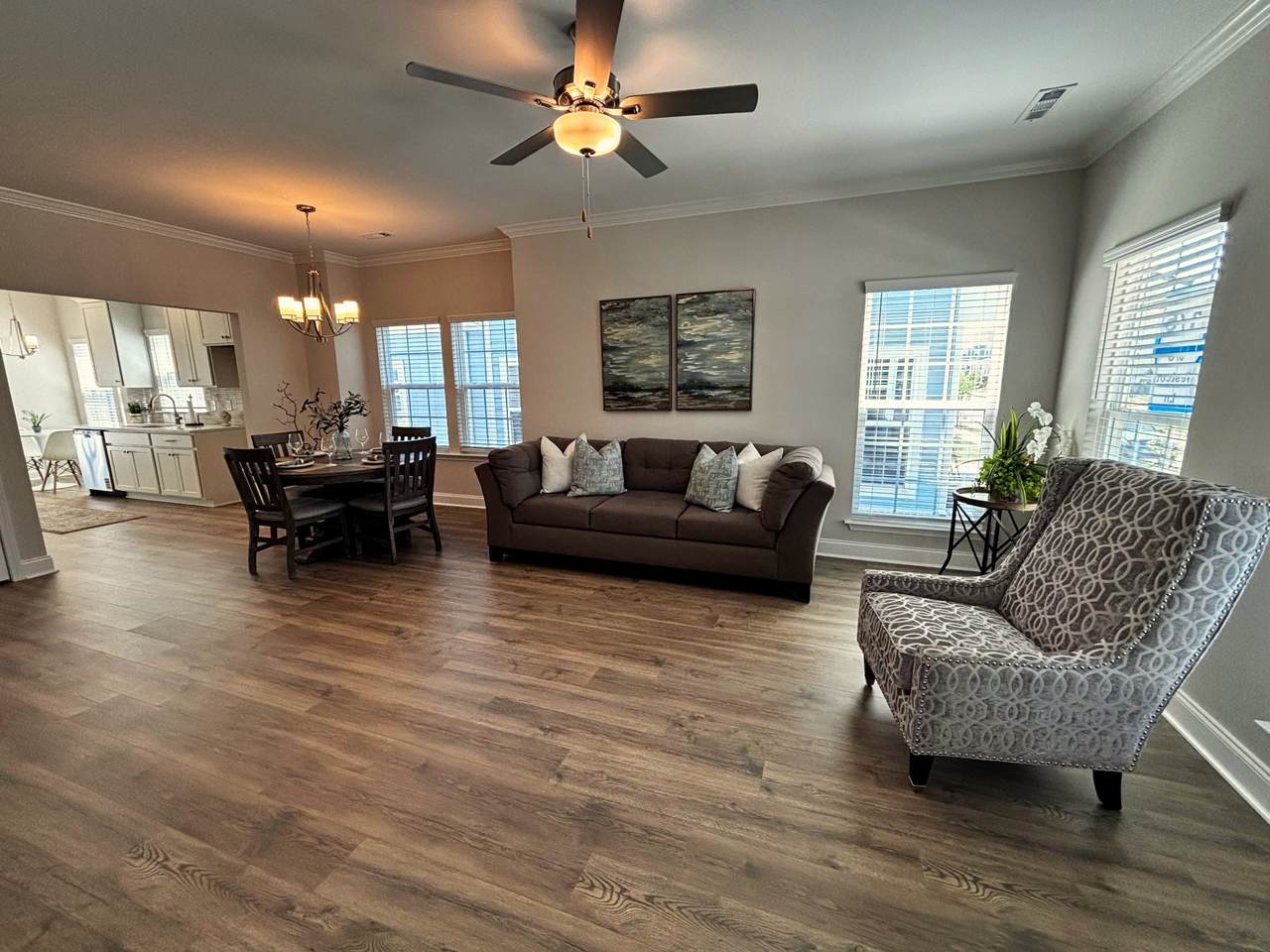 https://bt-photos.global.ssl.fastly.net/nashville/1280_boomver_1_RTC3225560-1.jpg