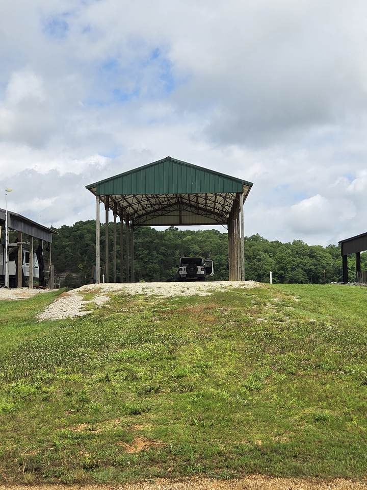 https://bt-photos.global.ssl.fastly.net/nashville/1280_boomver_1_RTC3225581-1.jpg