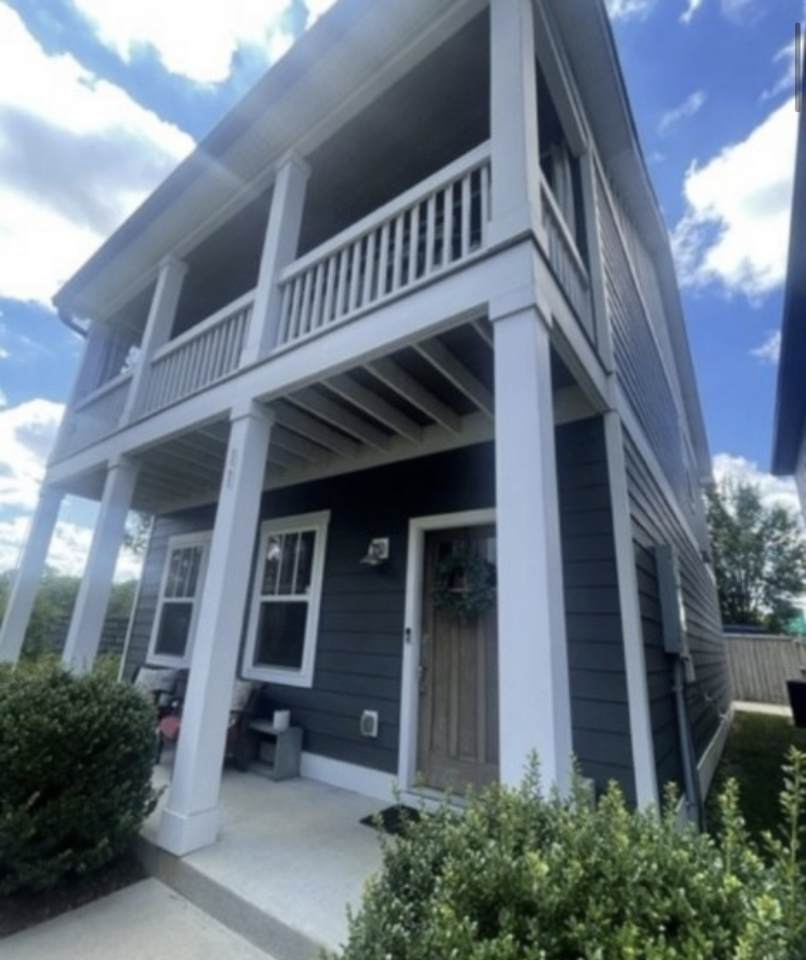 710 Buchanan St - Photo 1