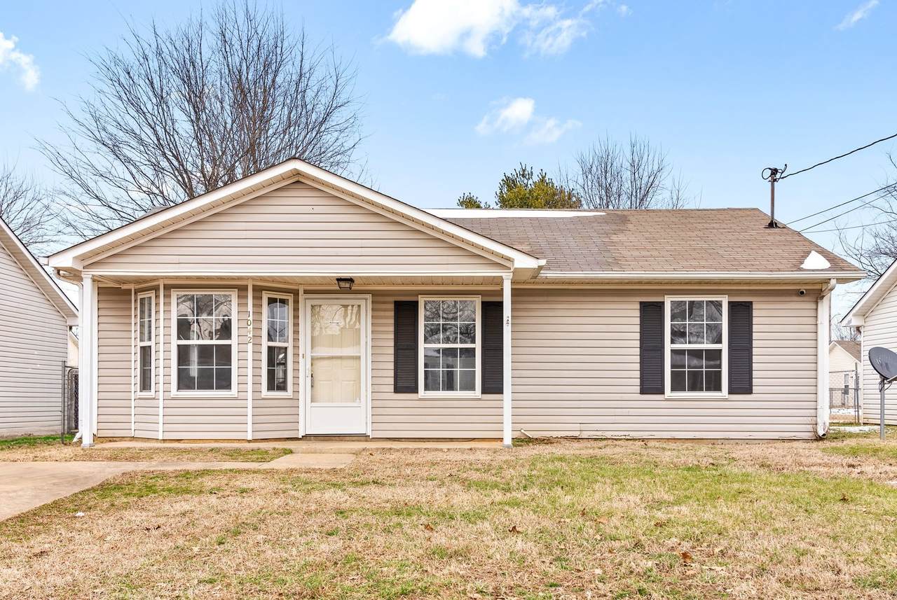 1042 Shadow Ridge Ave - Photo 1