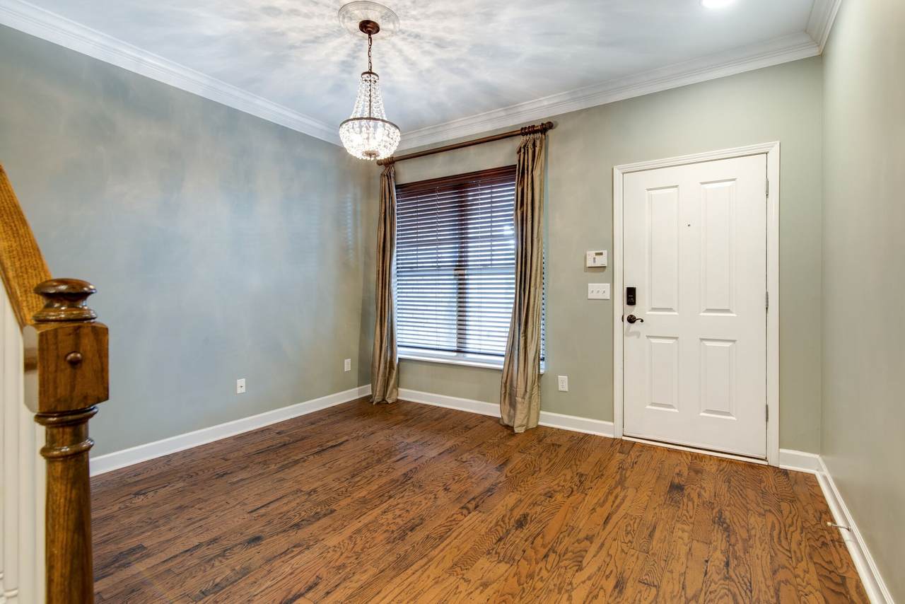 https://bt-photos.global.ssl.fastly.net/nashville/1280_boomver_1_RTC3226119-1.jpg