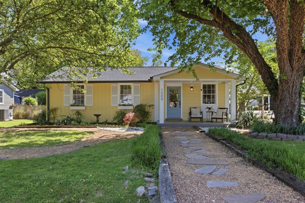 1309 Chickering Dr - Photo 1