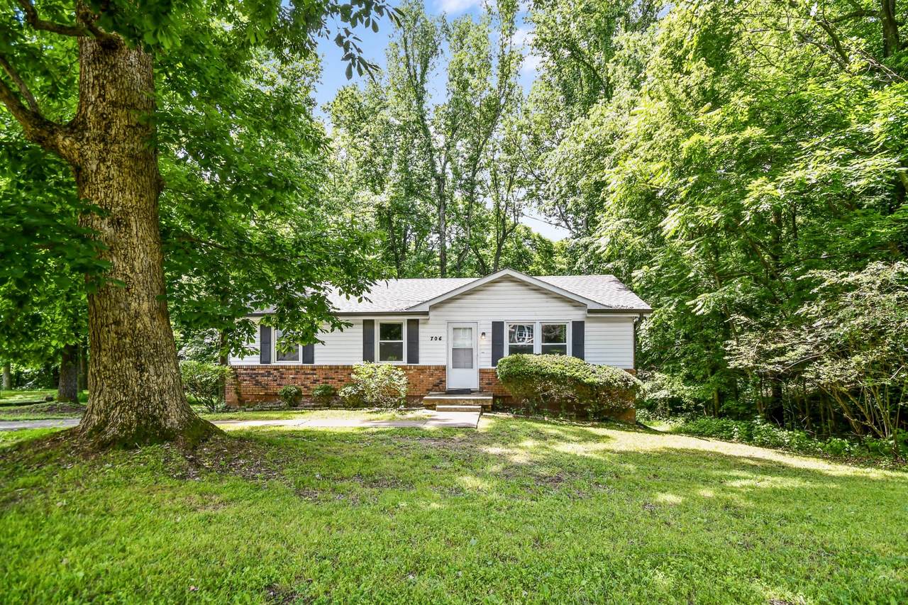 706 Kingsbury Drive - Photo 1