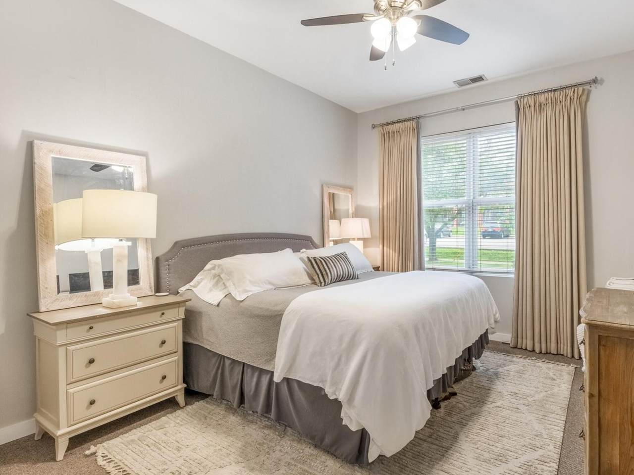 https://bt-photos.global.ssl.fastly.net/nashville/1280_boomver_1_RTC3228529-1.jpg