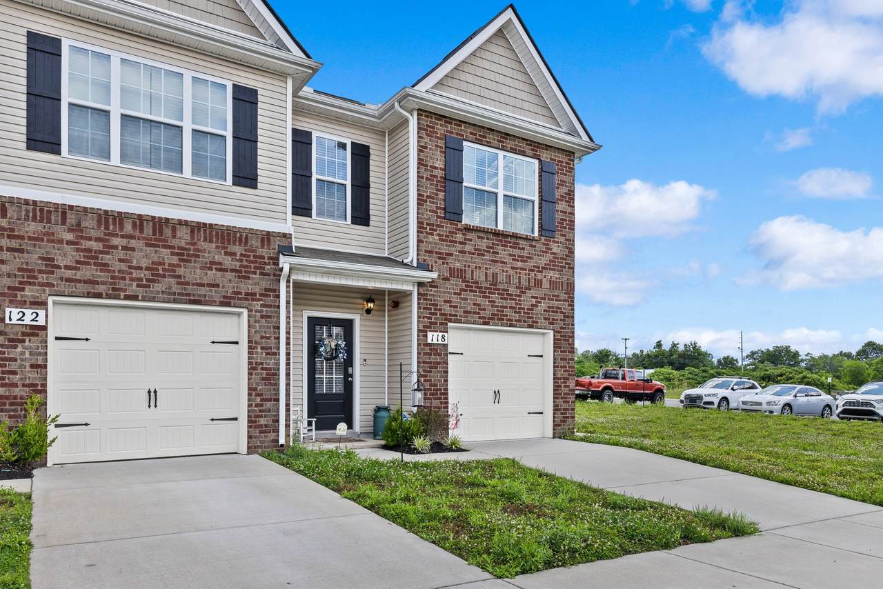 118 Champions Ln - Photo 1