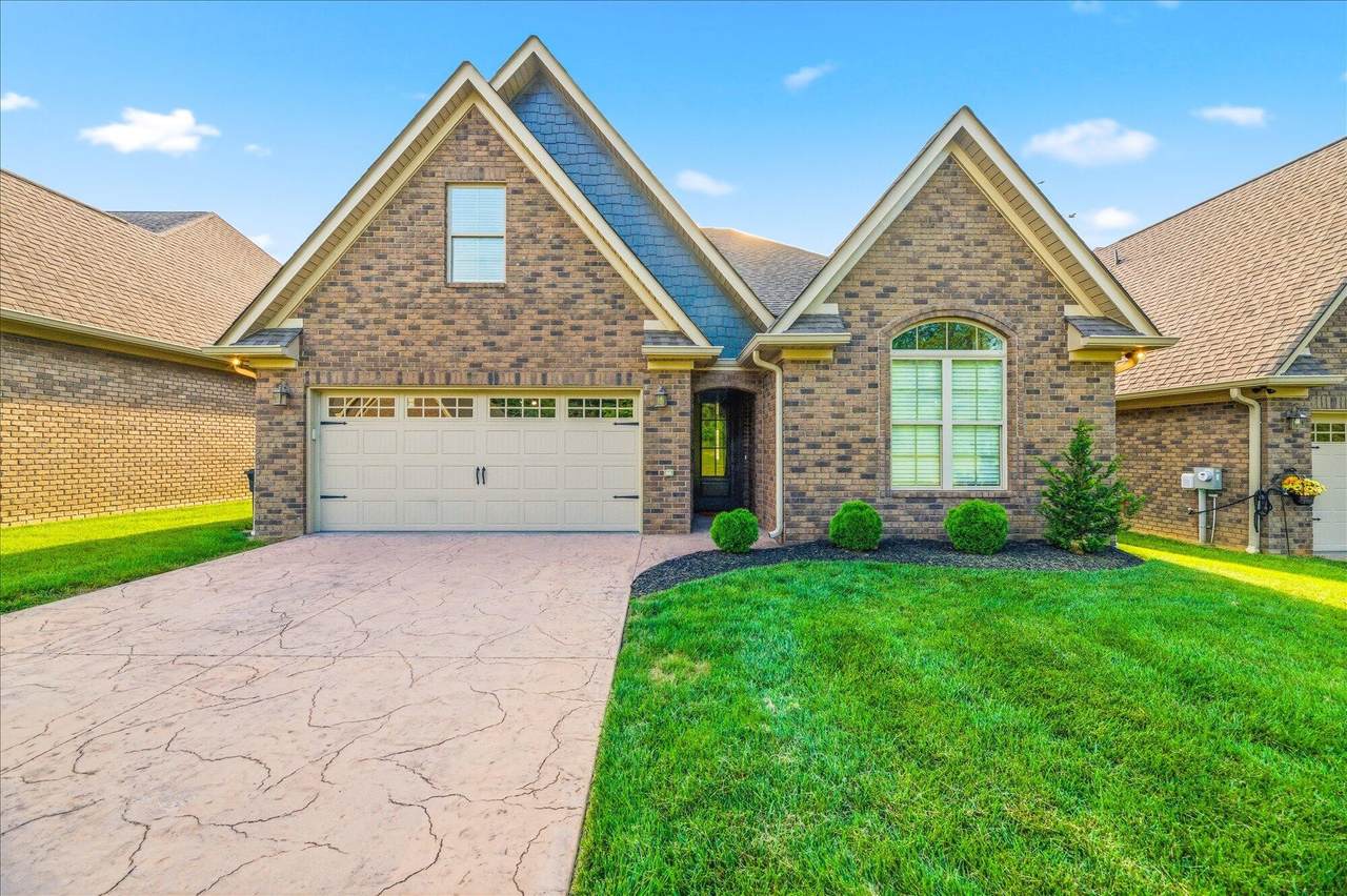 211 Village Cove Circle - Photo 1