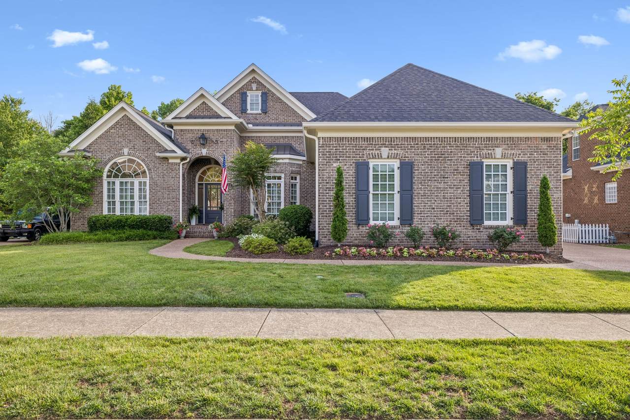 333 Whitewater Way - Photo 1