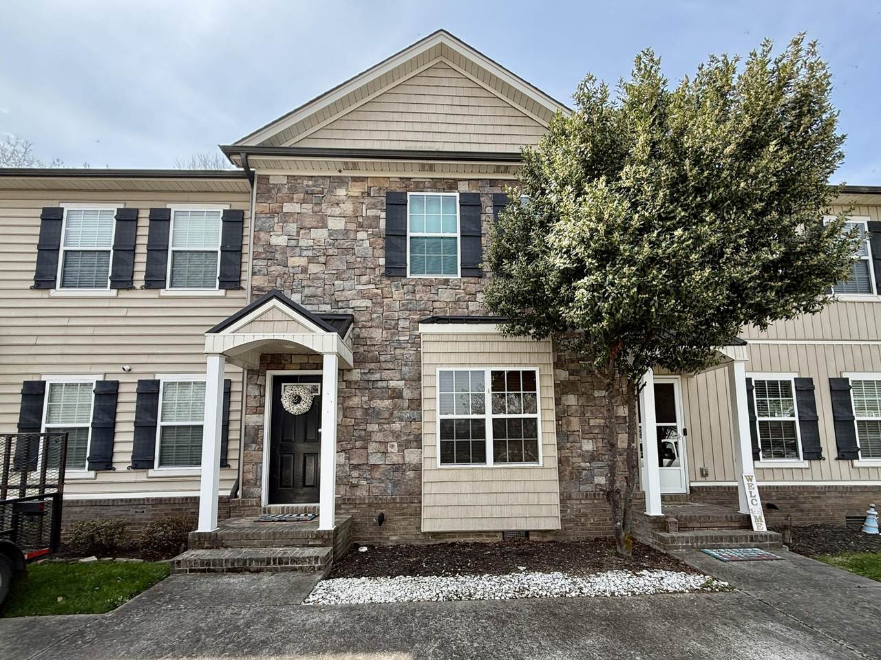 1223 Angie Lane - Photo 1