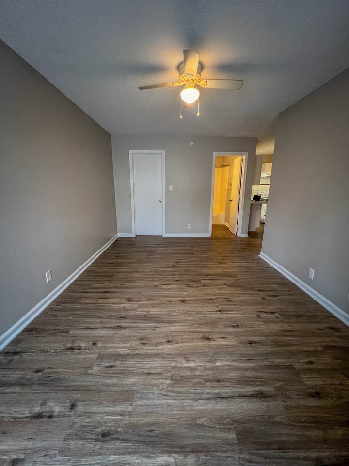 https://bt-photos.global.ssl.fastly.net/nashville/1280_boomver_1_RTC3229030-1.jpg