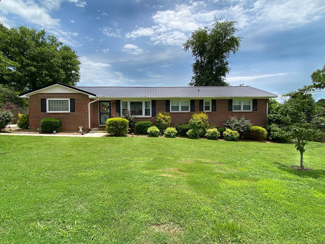 44 Houghton Dr - Photo 1