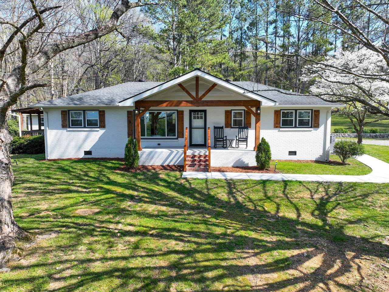1454 Johnson Rd - Photo 1