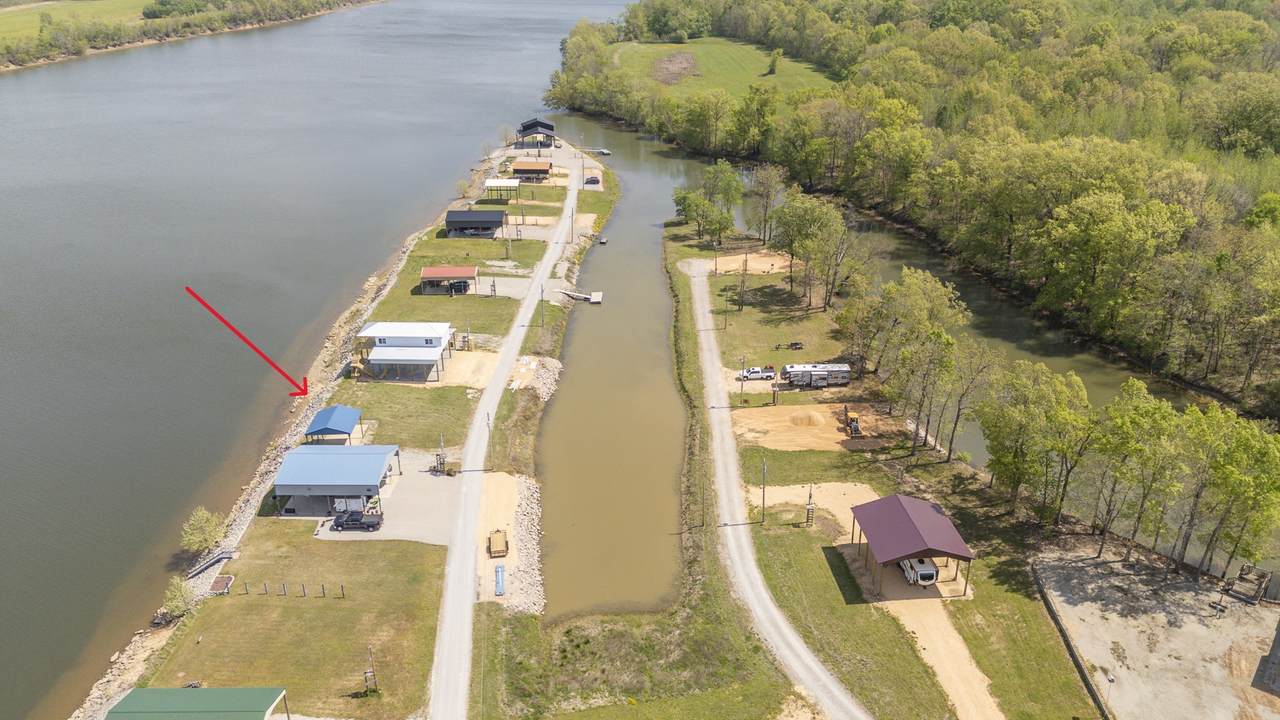 1089 River Front Dr - Photo 1