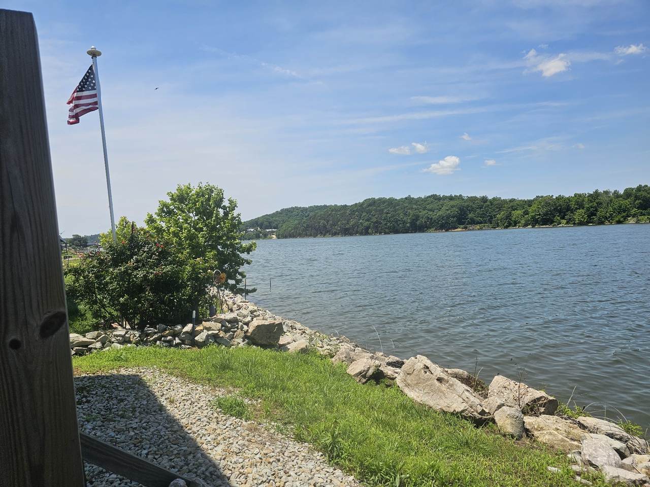 https://bt-photos.global.ssl.fastly.net/nashville/1280_boomver_1_RTC3230322-1.jpg