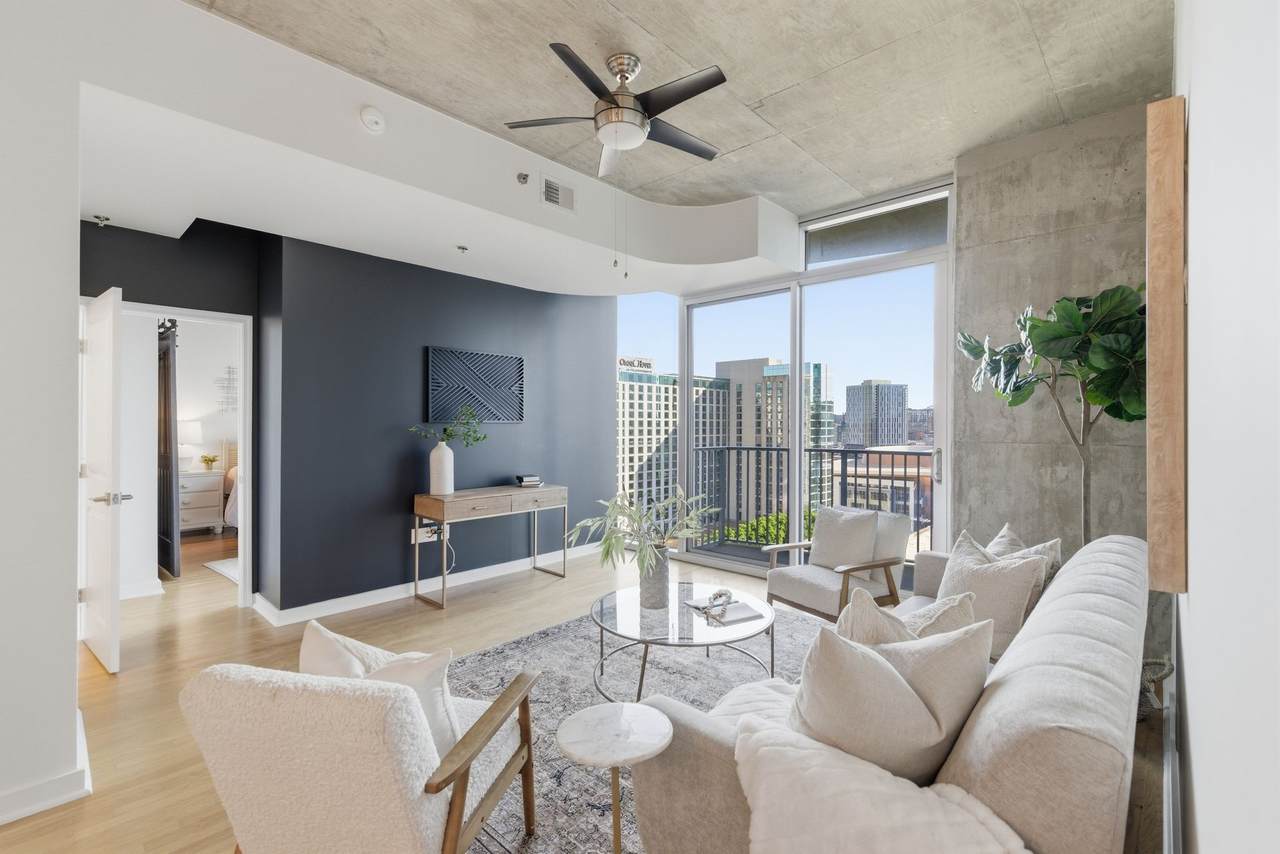 301 Demonbreun St - Photo 1