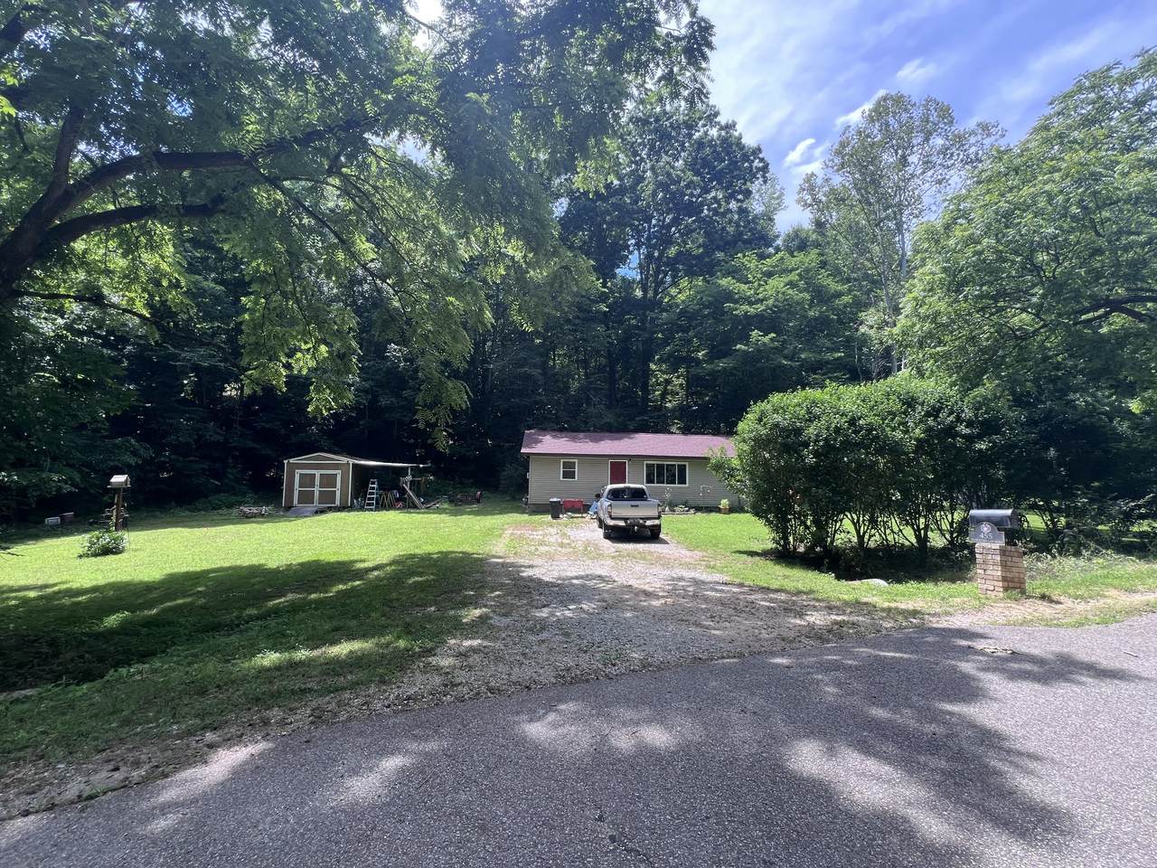 455 Beasley Hollow Rd - Photo 1