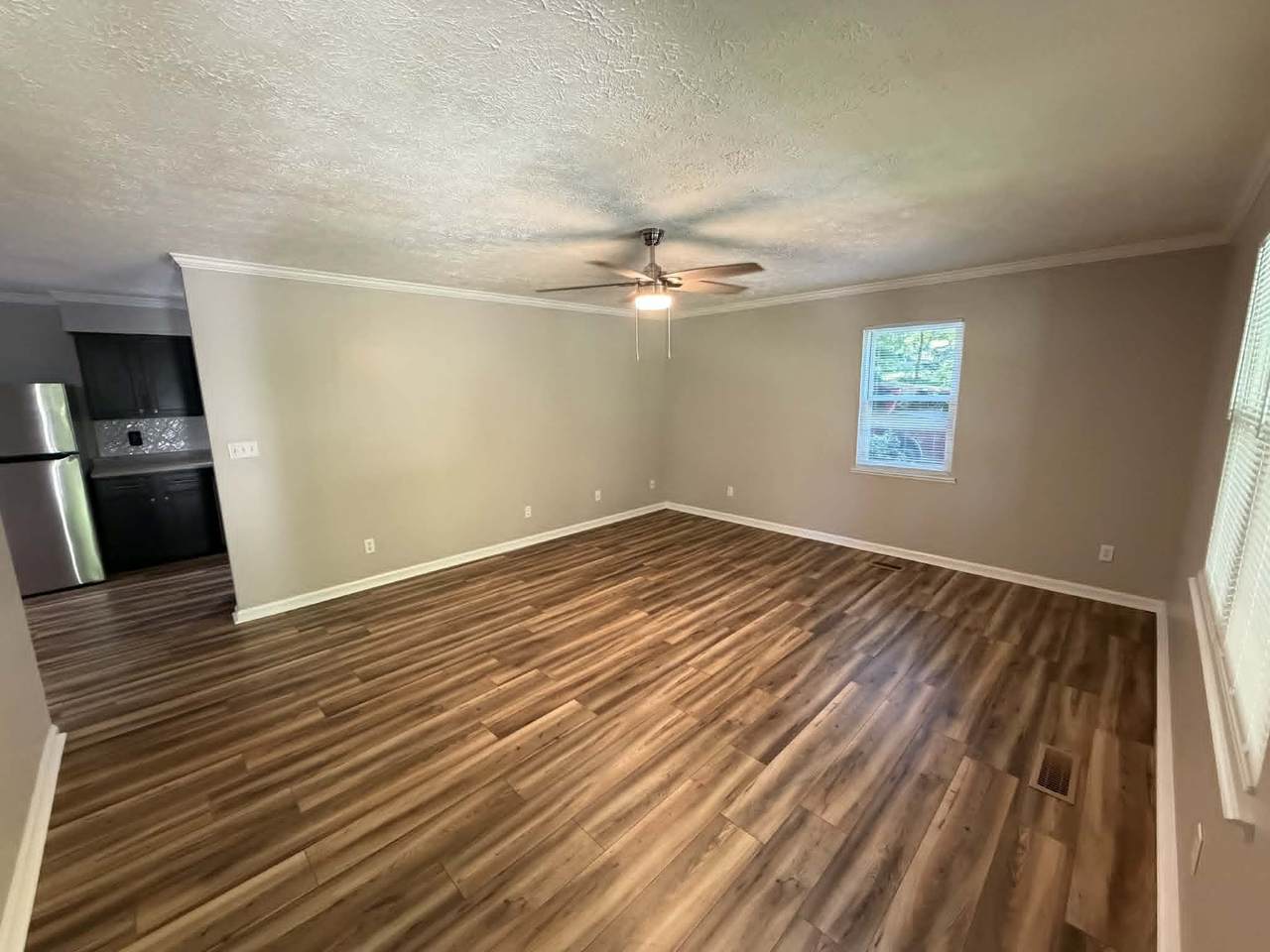 https://bt-photos.global.ssl.fastly.net/nashville/1280_boomver_1_RTC3231027-1.jpg