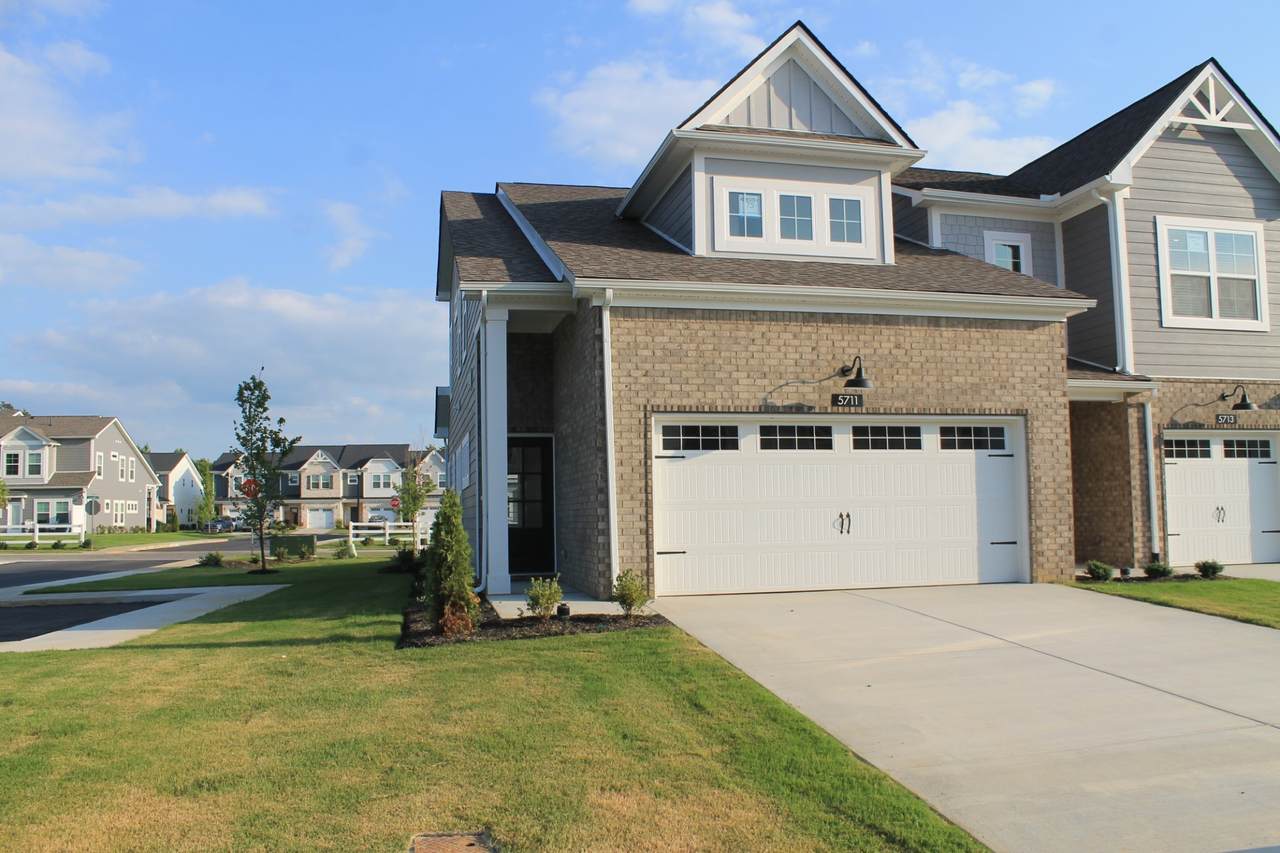 5711 Cloverwood Dr - Photo 1