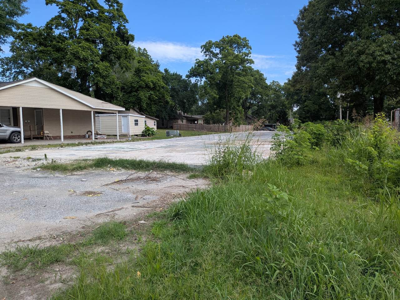 76 W Park St - Photo 1