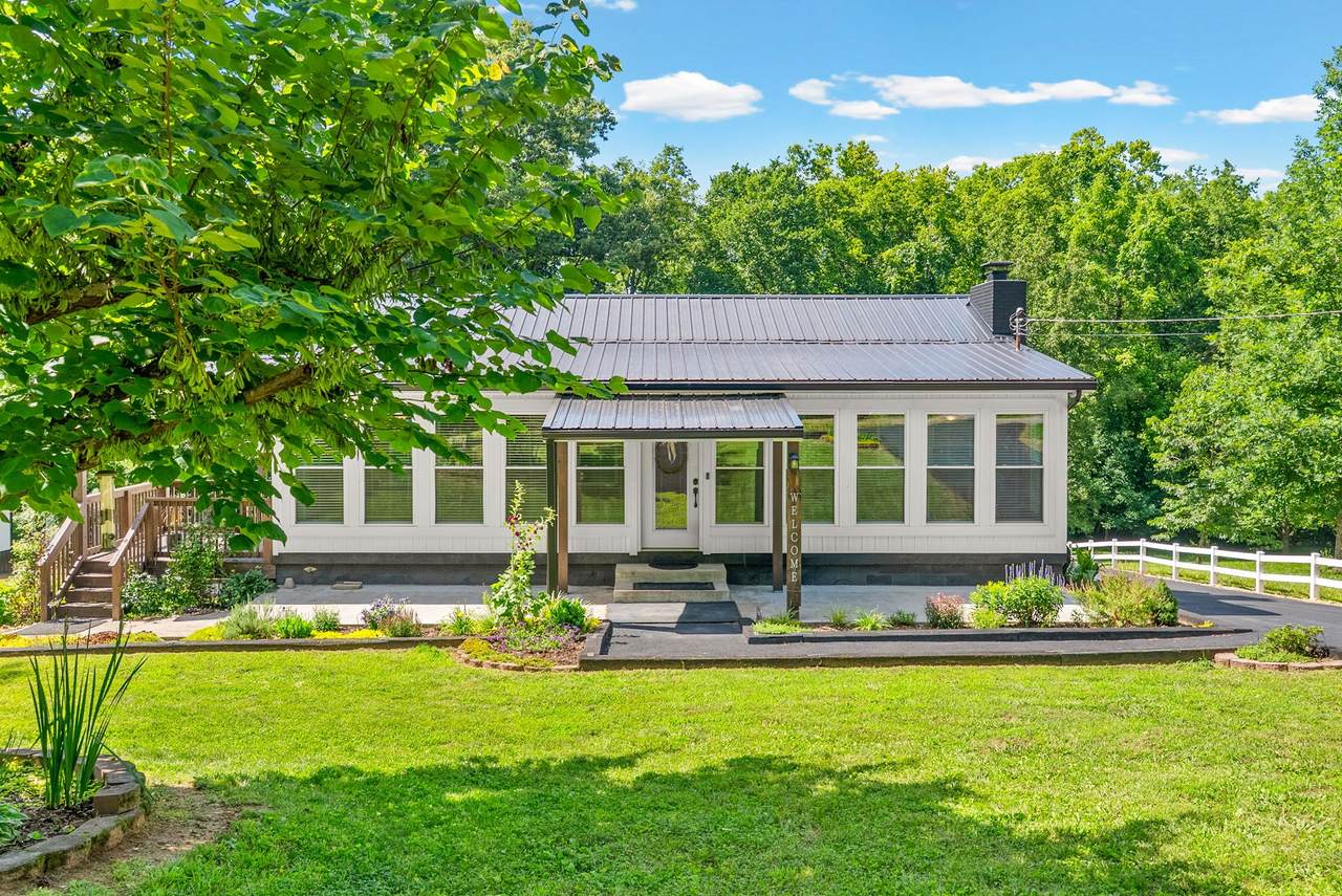 324 Bayview Drive - Photo 1