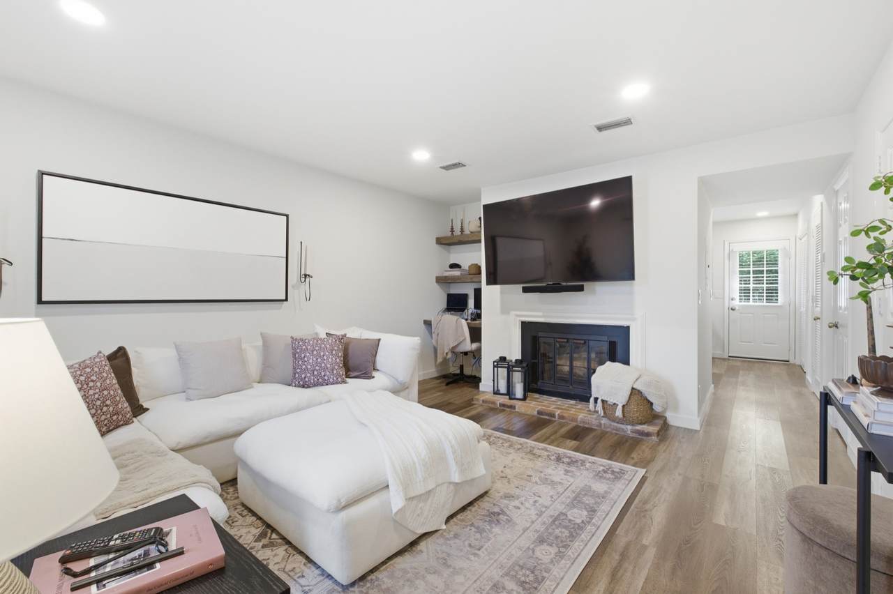 5758 Stone Brook Dr - Photo 1