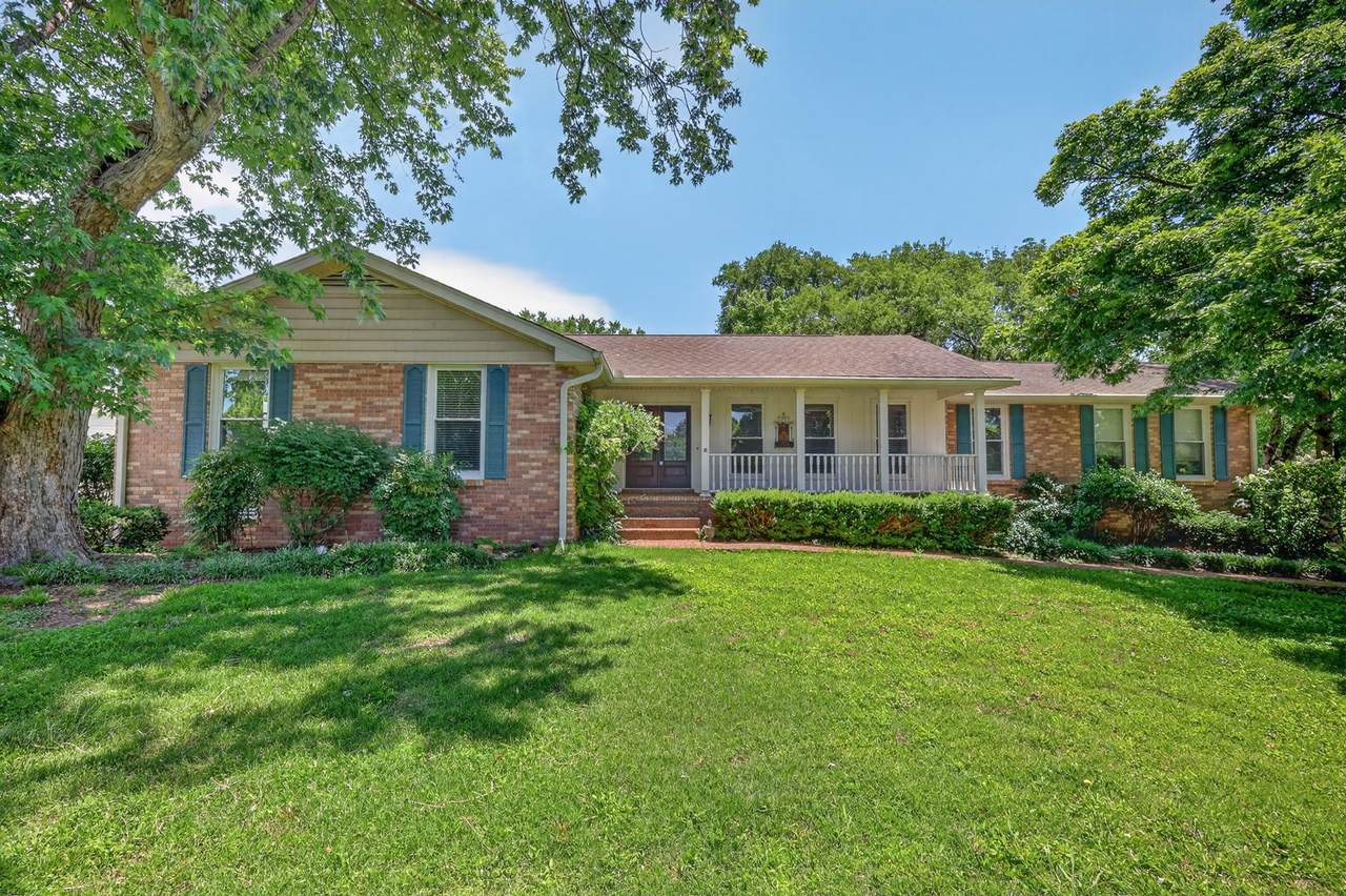 111 Countrywood Dr - Photo 1