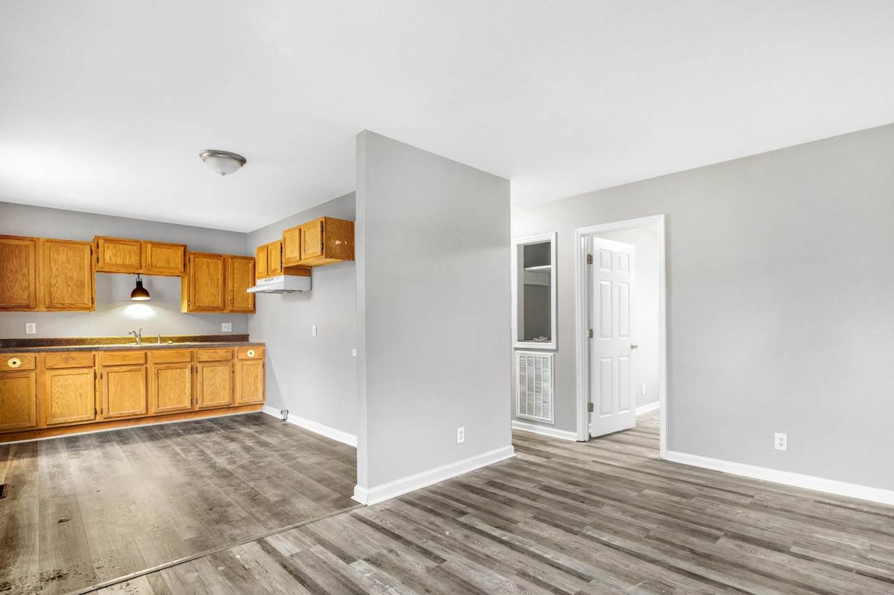838 Circle Dr - Photo 1