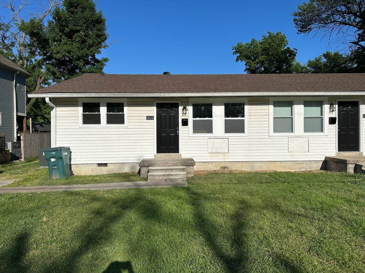 116A N Tarver Ave - Photo 1
