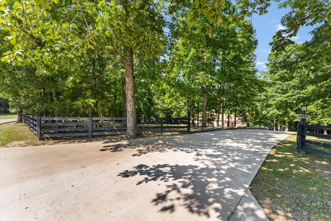 https://bt-photos.global.ssl.fastly.net/nashville/1280_boomver_2_RTC3232460-1.jpg